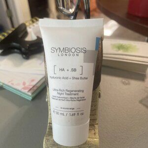 Symbiosis [Hyaluronic Acid + Shea butter] - Ultra-Rich Regenerating Night - NEW